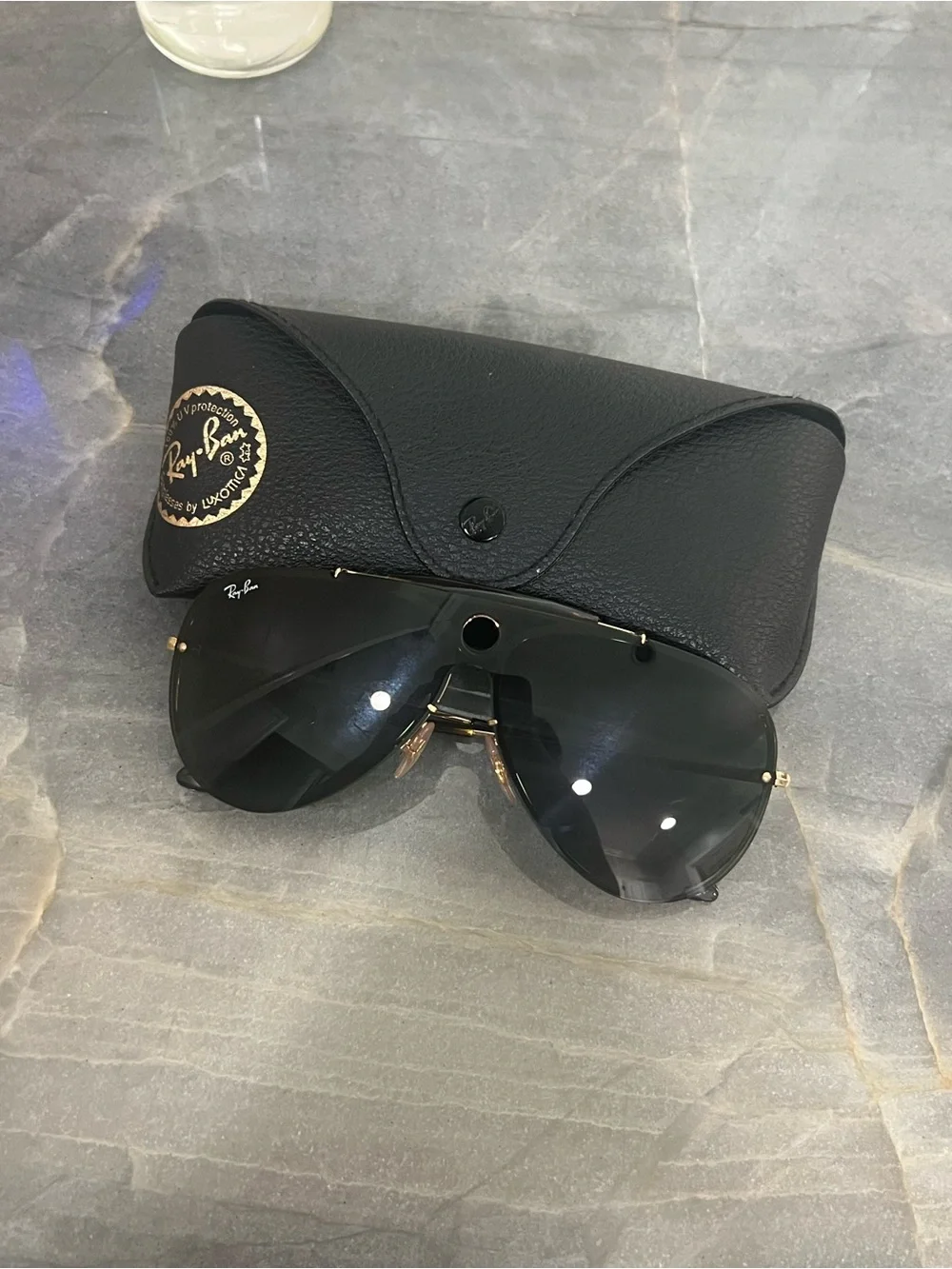 Ray-Ban Aviator Sunglasses in Black and Gold